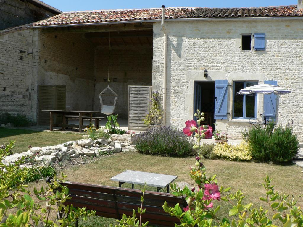 La Petite Maison Crezieres Zimmer foto