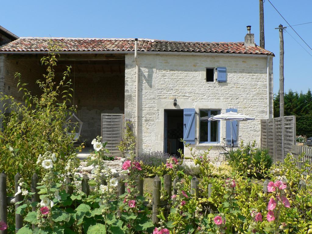 La Petite Maison Crezieres Zimmer foto